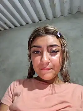 Sweed-virgin-pussy live sex cam