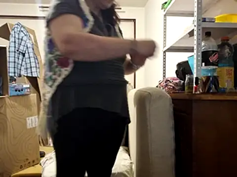 Samantha_Squirt@xh live sex cam