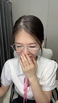 Qianqian-888 live sex cam