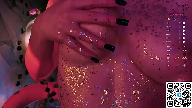 GildedKitten live sex cam