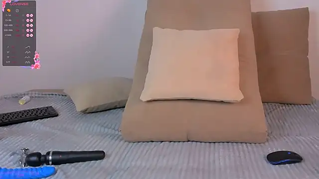 AgainLana live sex cam