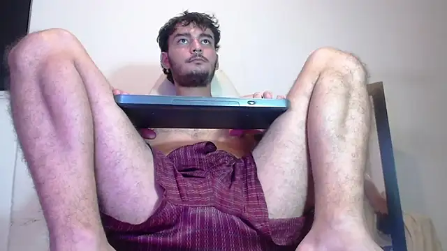 Brunicci live sex cam