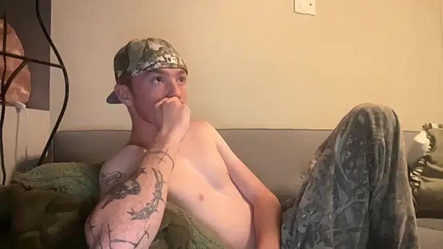 younghungginger live sex cam