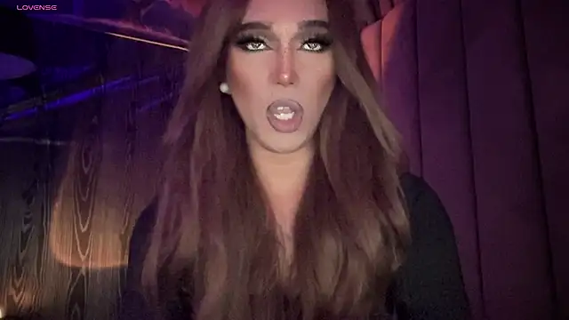 Lo_la_69 live sex cam