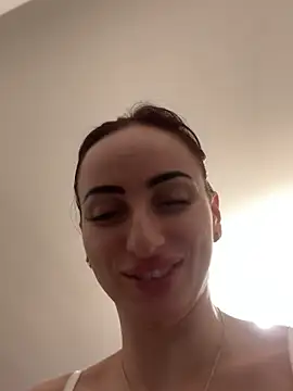 AuraPure's cam snapshot