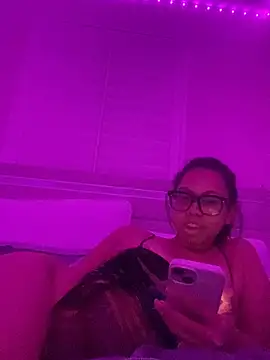 ThatBratCartier's cam snapshot