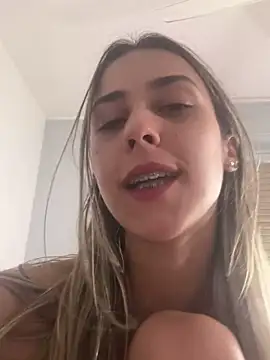 Chiara-2002's cam snapshot