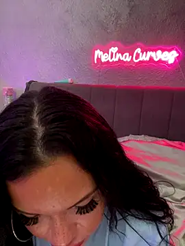 _MelinaCurves_'s cam snapshot