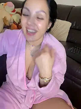 ReiyaRey's cam snapshot