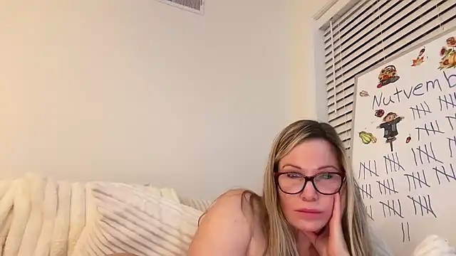 Milf_Goddess live sex cam