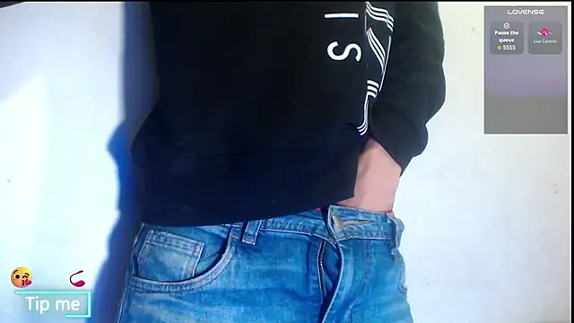 GrayHornyX live sex cam