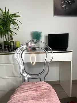 HotLivv69 live sex cam