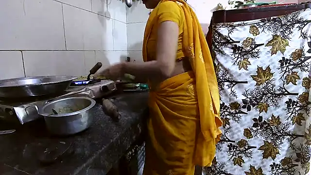 Rubi-Ji live sex cam