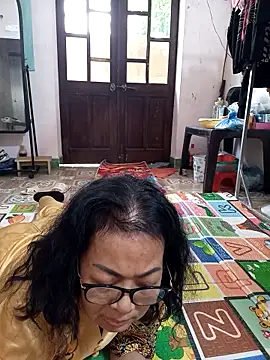 Hotestlove live sex cam