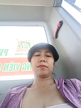 2HotAsain4u's cam snapshot