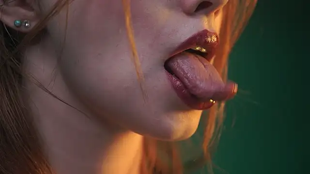 ginger_hugs live sex cam