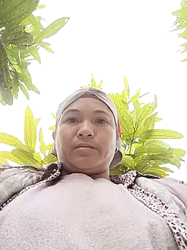 Love-Mama33's cam snapshot