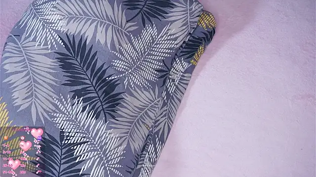 FannyHewson live sex cam