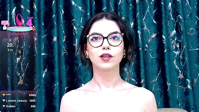 KaylaLewys's cam snapshot