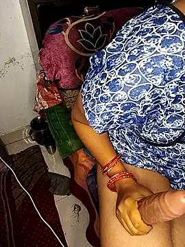 Aaliya_sharma31's cam snapshot