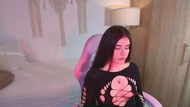 iriswest_'s cam snapshot