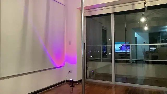 Lolykush's cam snapshot