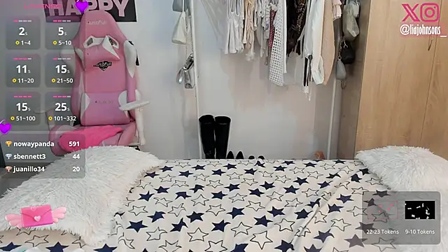 Sweetnaughtygirl_'s cam snapshot