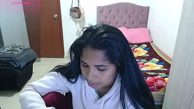 july-feria live sex cam