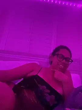 ThatBratCartier's cam snapshot