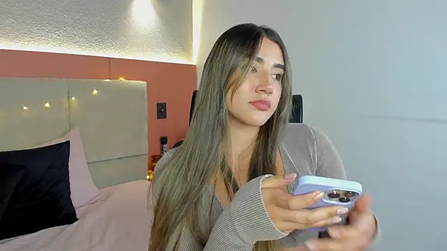 AniiRose live sex cam