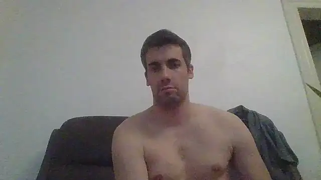 JulioIsHere4you live sex cam