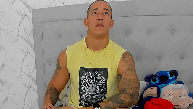 luigiferrara live sex cam