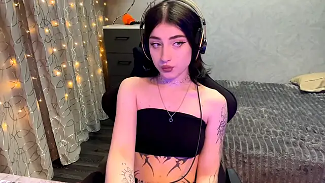 Meowluly live sex cam