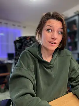 LadyLena1 live sex cam