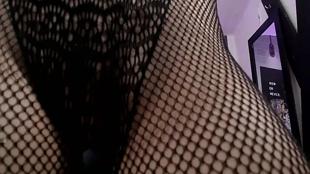 aleesha_cameron02 live sex cam