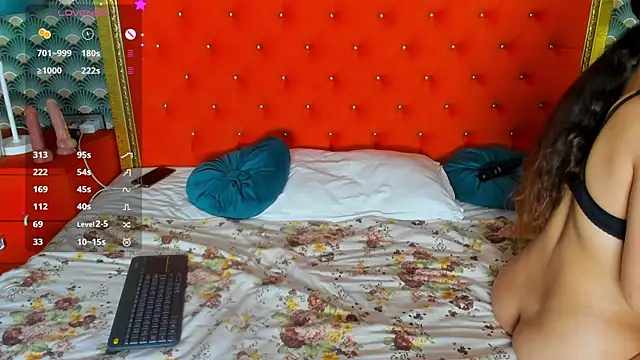 VallerieJones live sex cam