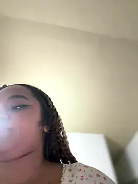 Lucy_wilson5 live sex cam