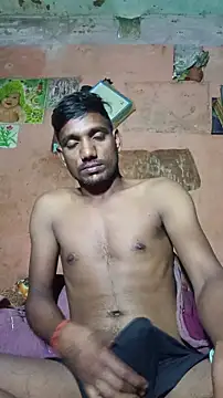 BiggerDickGuy live sex cam