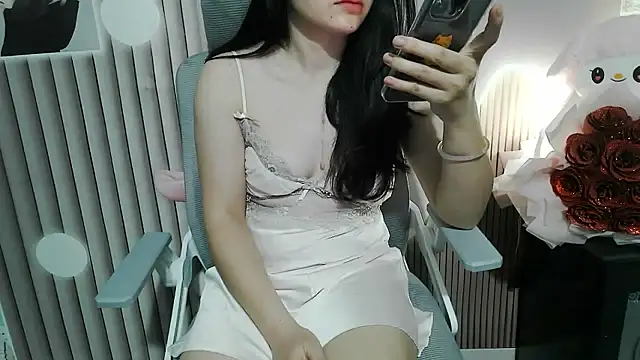 Emachiii live sex cam