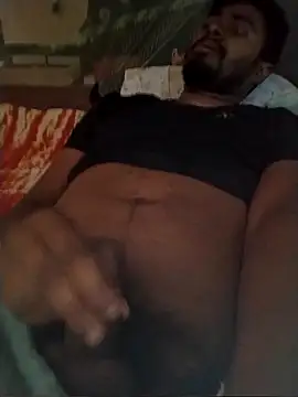 Bottom_boy692 live sex cam