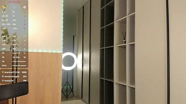 Xonalenei live sex cam