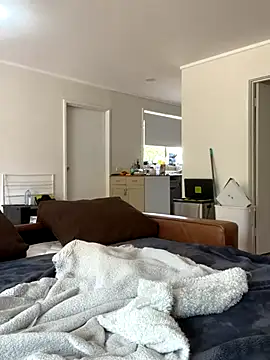 Demure_Whore live sex cam