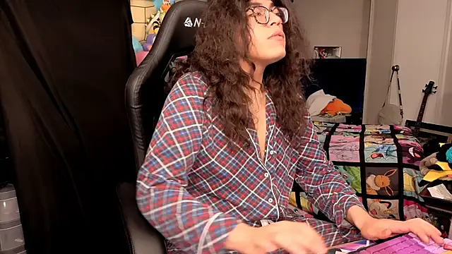 ShinyCherub live sex cam