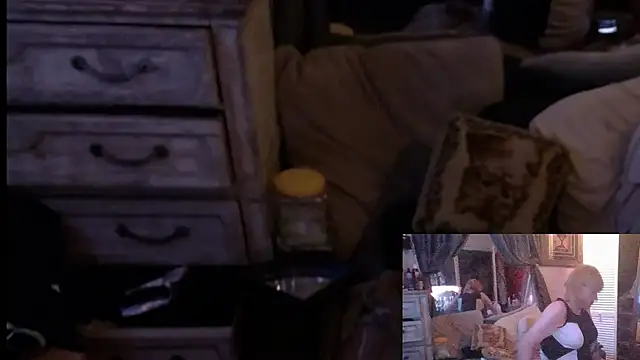 TransFionaLuv live sex cam