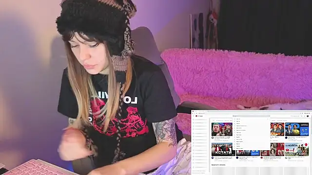 Kisi_misi's cam snapshot