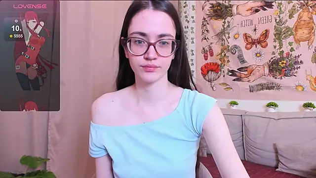 bellacatlovesmeat's cam snapshot