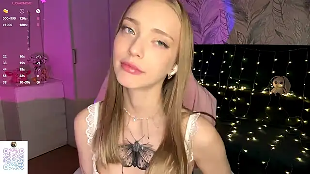 EvaPeace's cam snapshot