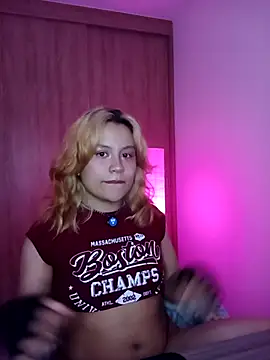 littlec4ke's cam snapshot