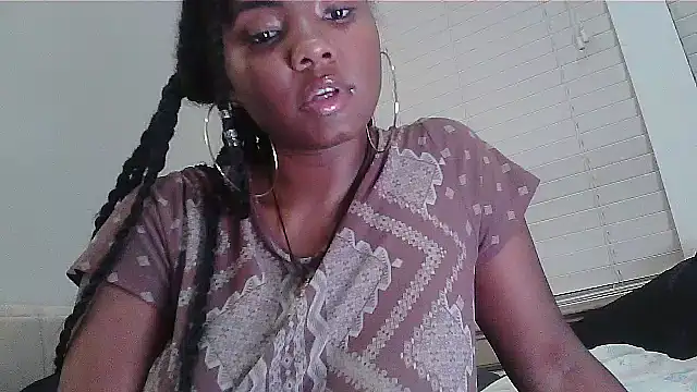 212ximora's cam snapshot