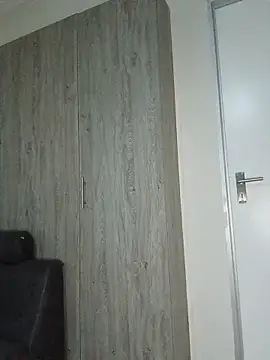 MsParisSmith's cam snapshot